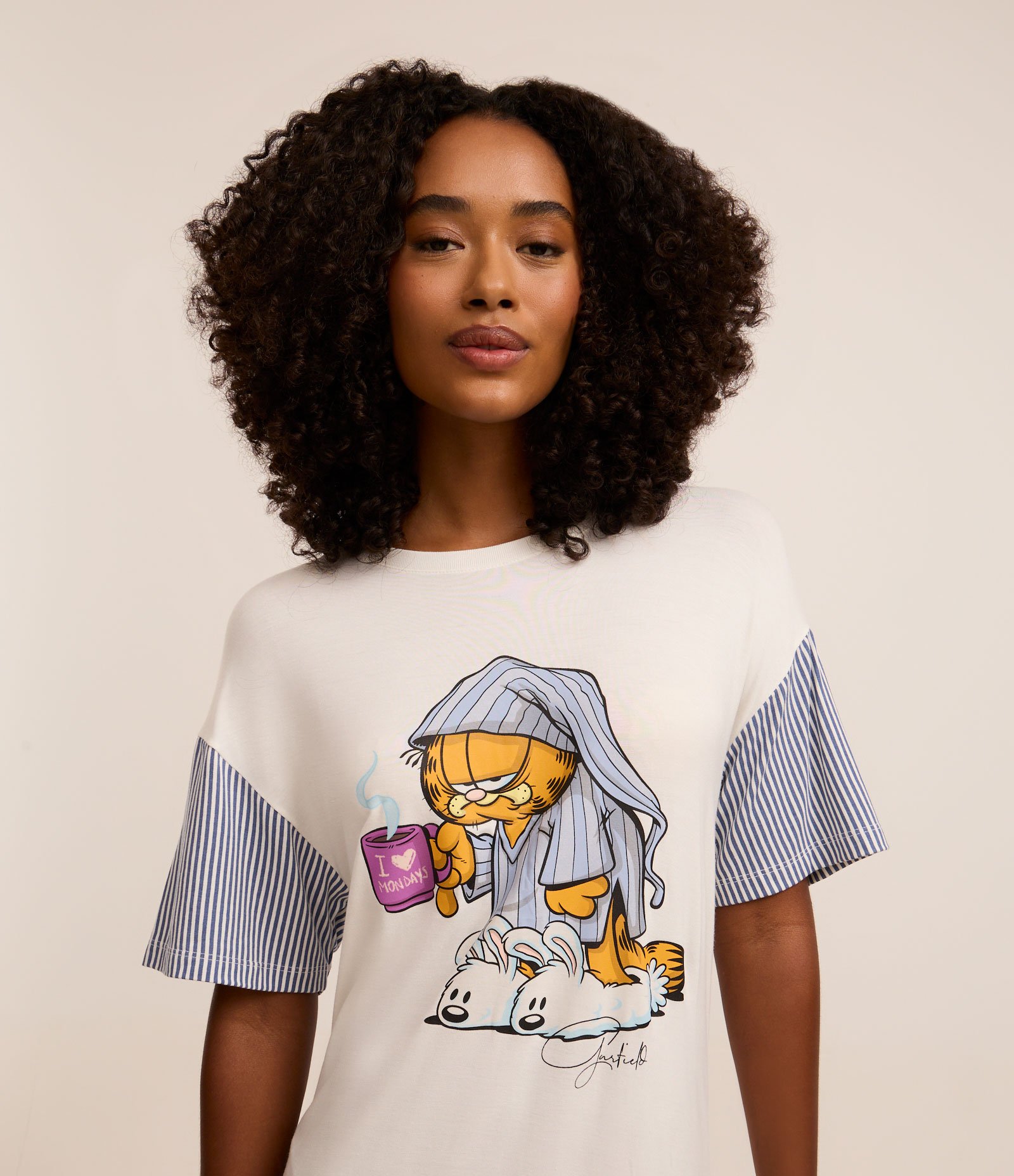 Camisola Curta em Viscose com Estampa Garfield e Listras Branco 3
