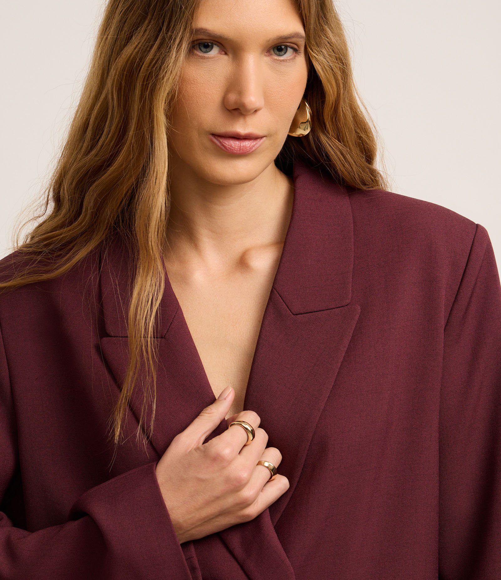 Blazer Oversized em Alfaiataria Transpassado com Bolsos Lapela Bordô 3