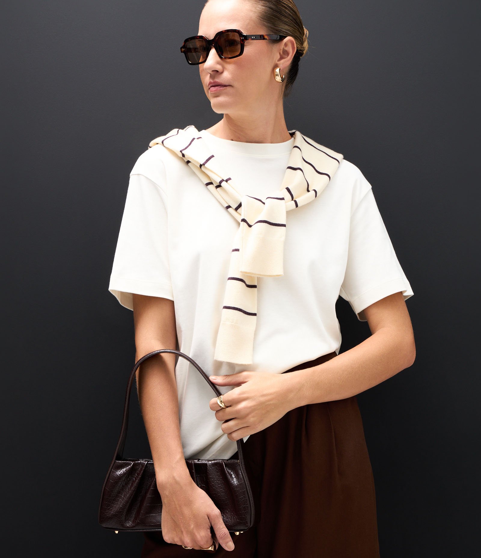 Camiseta em Algodão Peruano com Gola Redonda Off White 5