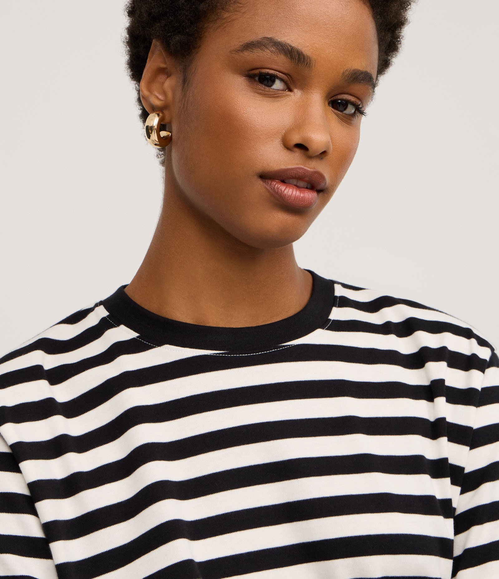 Camiseta Oversized em Algodão Peruano com Listras Horizontais Preto/Branco 3