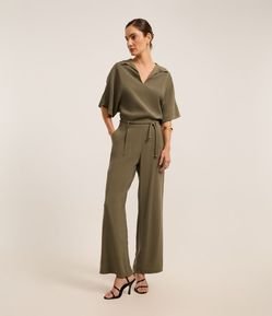Calça Wide Leg Cintura Alta em Viscose com Cinto Corda