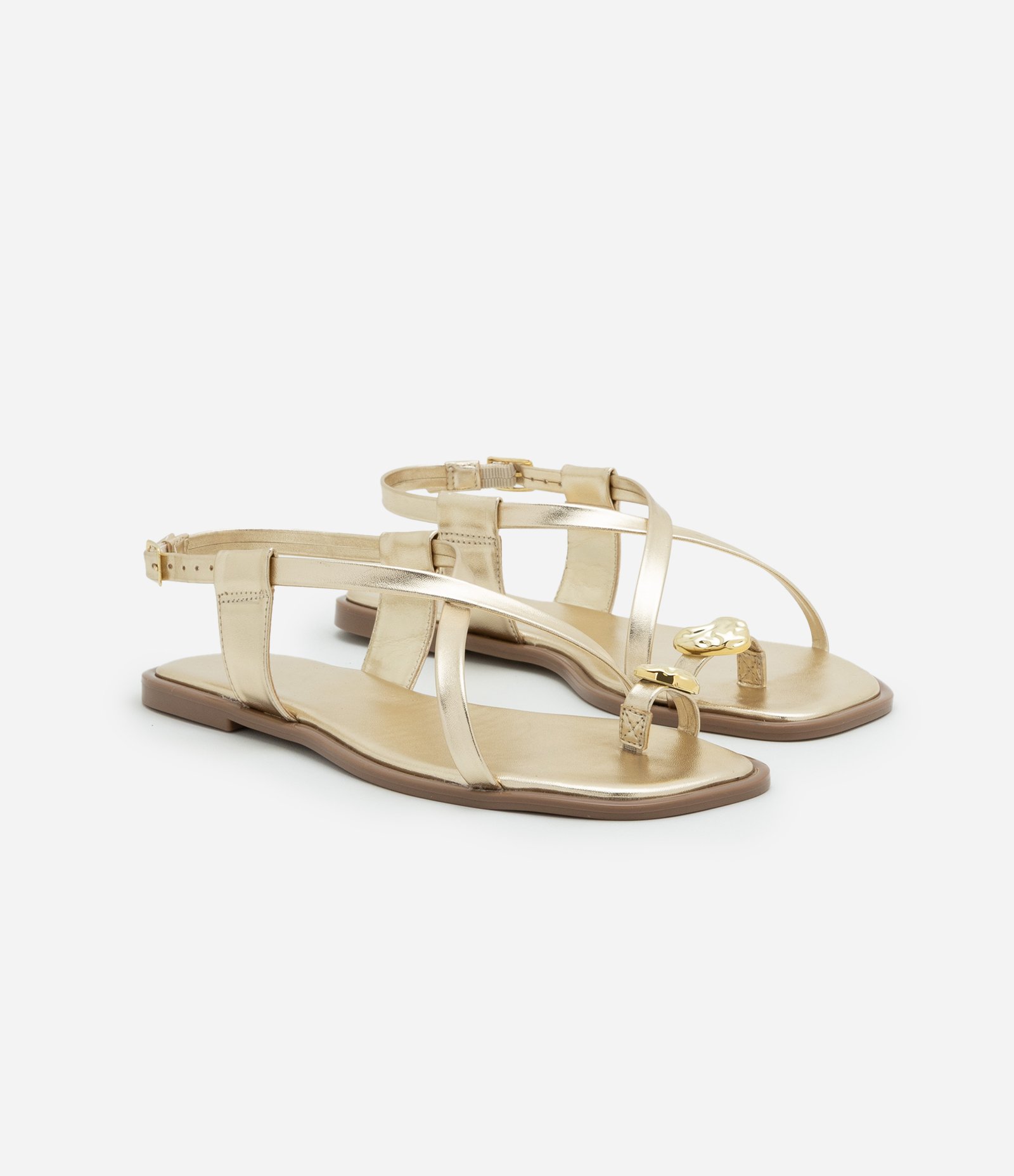 Rasteira Metalizada com Tiras em X e Coração Orgânico Dourado 2