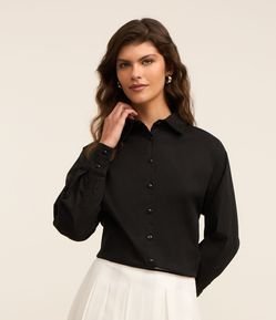 Camisa em Tricoline com Barra Arredondada e Botões Frontais