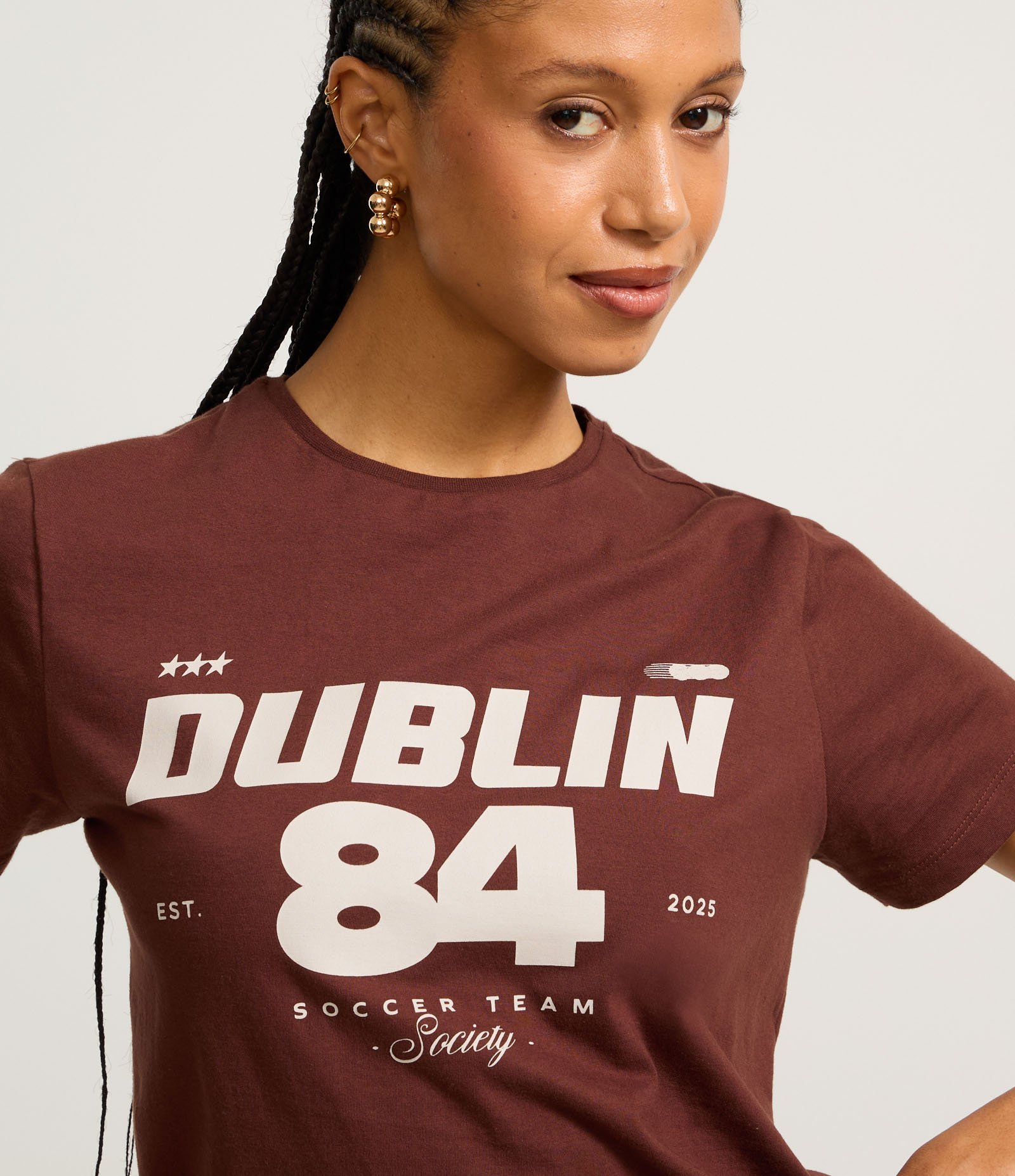 Blusa Baby Look em Algodão com Lettering Dublin 84 Marrom 3
