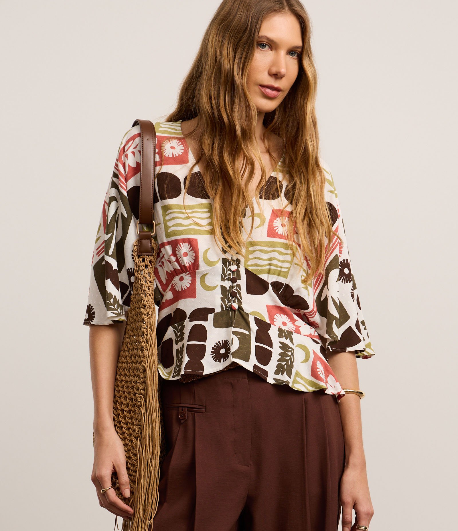 Blusa em Viscose com Estampa Geométrica Tropical Multicores 1