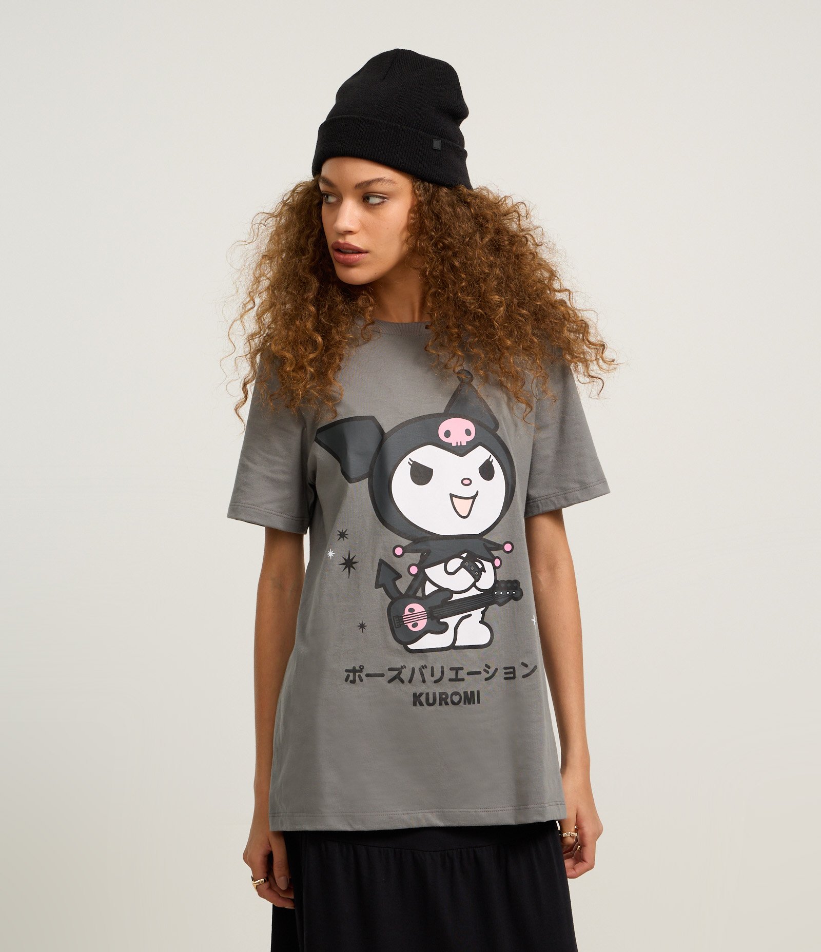 Camiseta T-shirt em Algodão com Estampa Kuromi Cinza 1