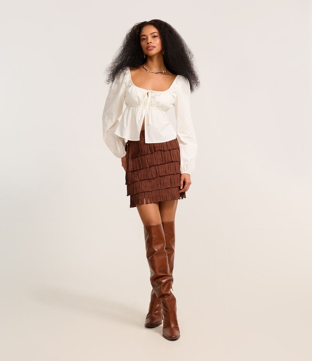 Saia Reta Estilo Folk em Suede com Camadas de Franjas Marrom