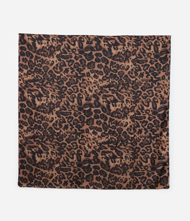 Lenço Quadrado em Cetim com Estampa Animal Print Onça