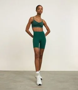 Bermuda Esportiva em Microfibra com Bolso Funcional