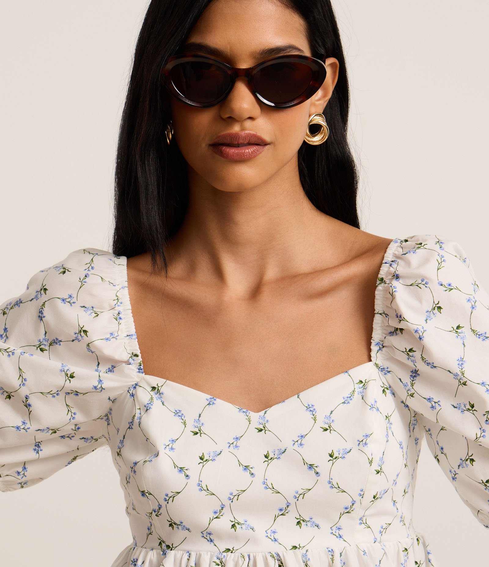 Blusa Peplum em Tricoline com Manga Bufante e Estampa Floral Branco 4