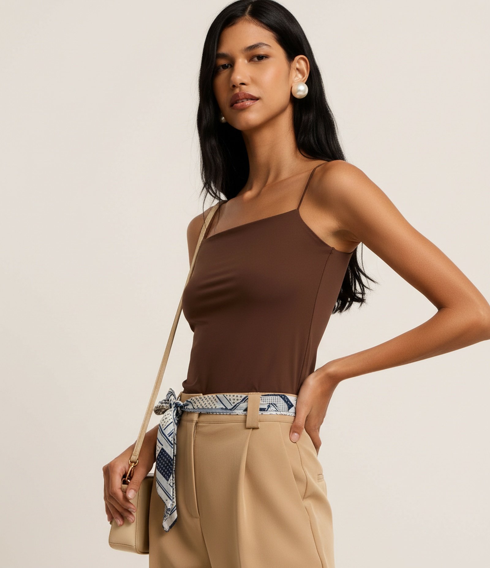 Blusa de Alça em Poliamida com Decote Reto Marrom 5