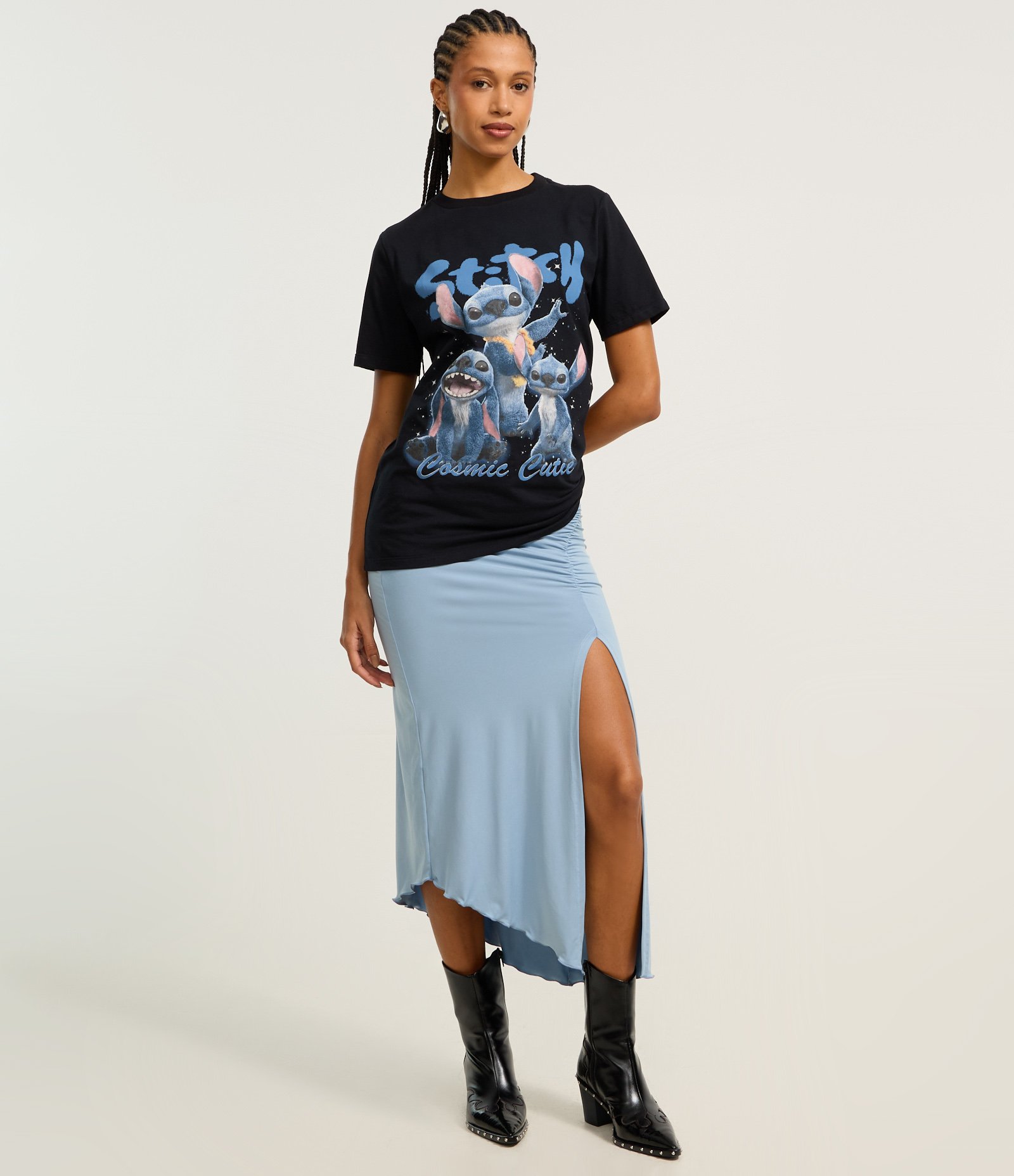 Camiseta T-shirt em Algodão com Estampa Stitch Cosmic Cute Preto 2