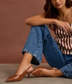 Sapato Scarpin Slingback Kitten Heel