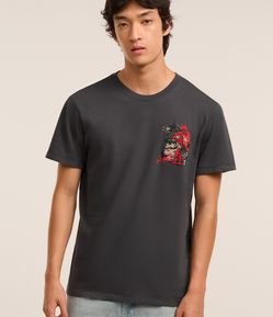 Camiseta Comfort em Algodão  com Estampa de Cobra Oriental
