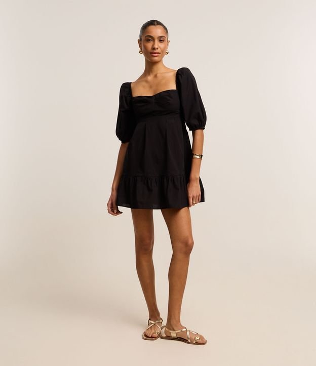 Vestido Curto em Tricoline com Manga 3/4 Bufante