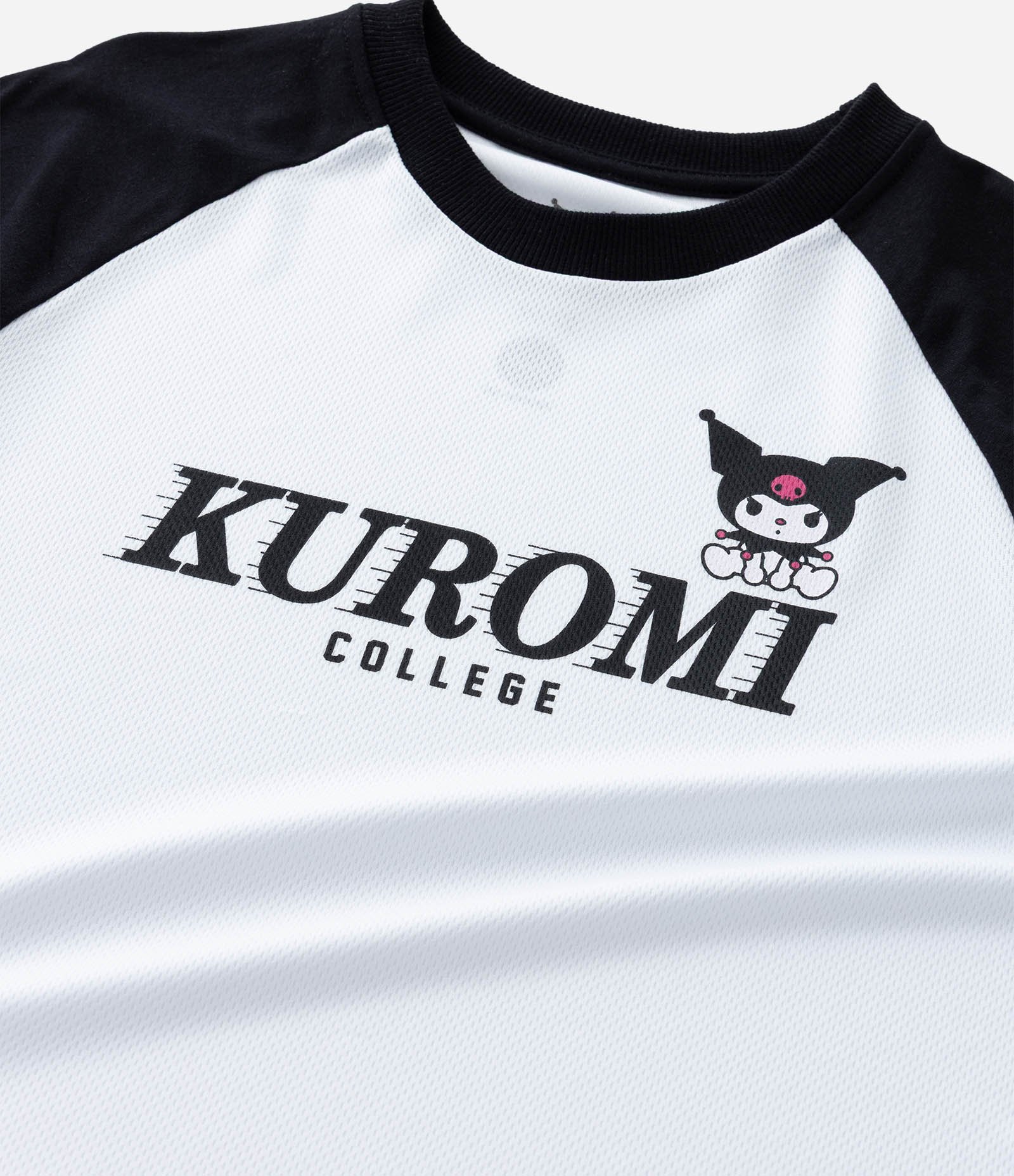 Camiseta Infantil com  Recortes e Estampa Kuromi - Tam 5 a 14 Anos Preto/Branco 5