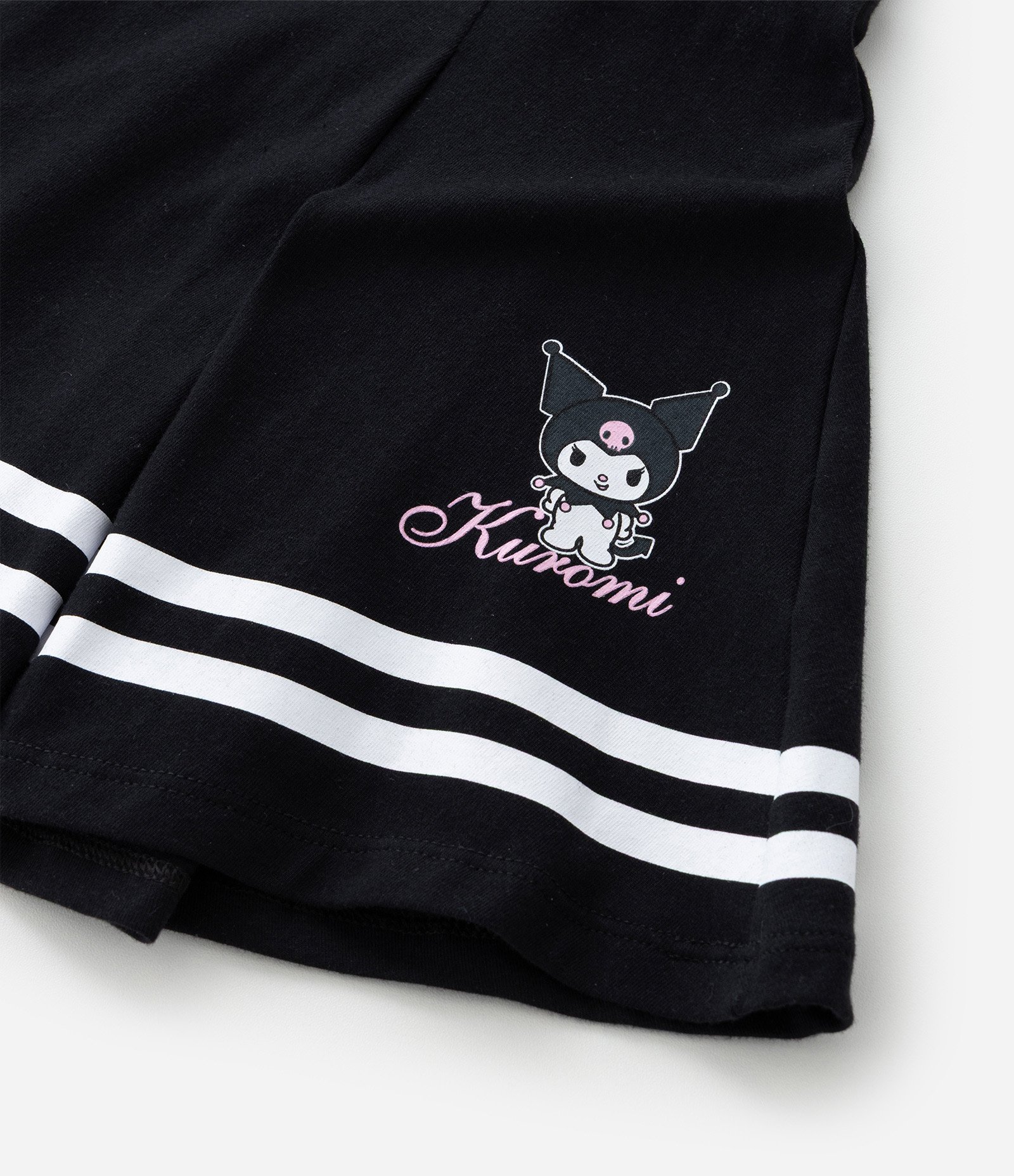 Short Saia College Infantil Kuromi - Tam 5 a 14 Anos Preto 4