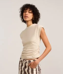 Blusa em Algodão com Gola Alta e Franzido na Lateral