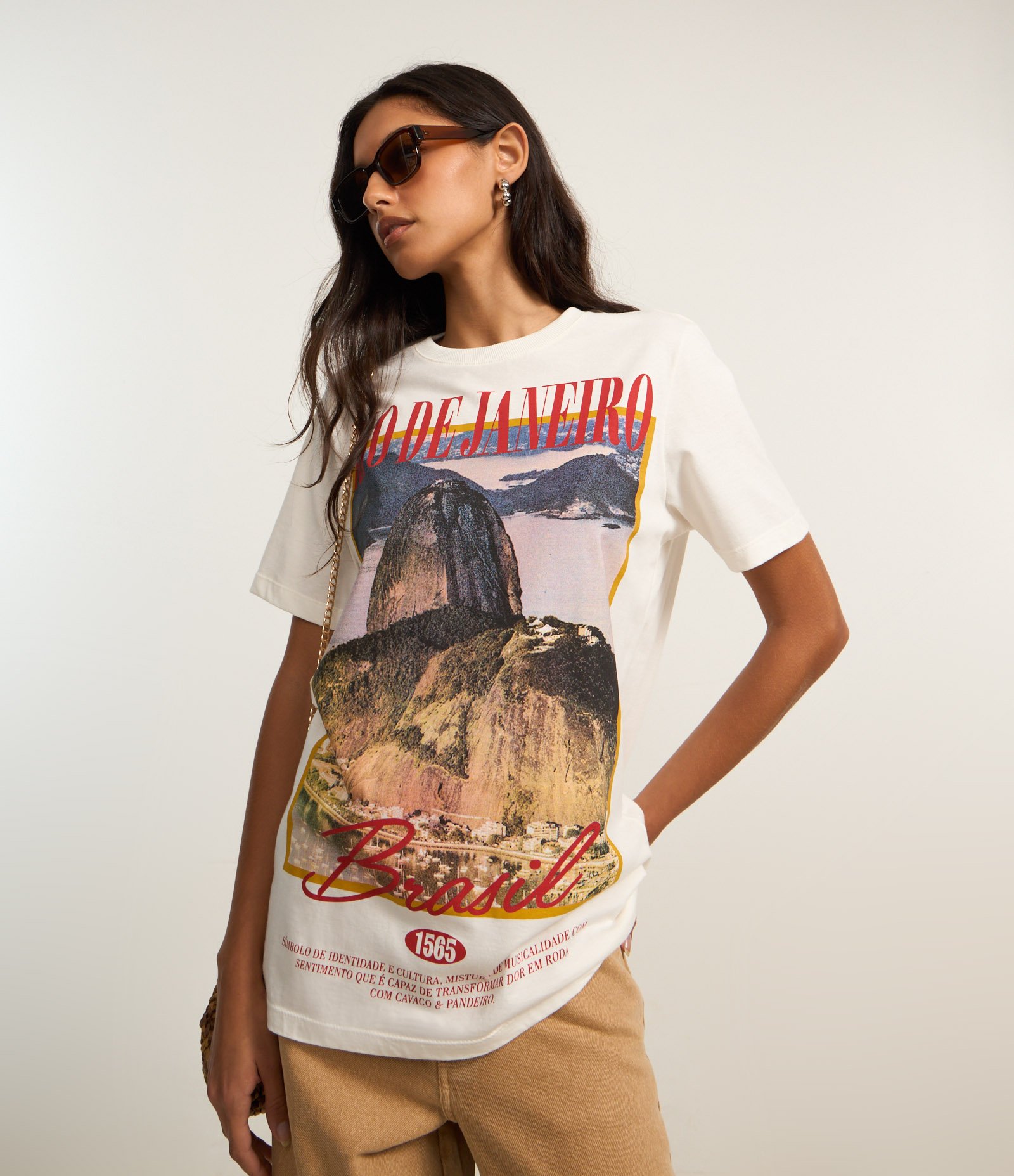 Camiseta em Algodão com Estampa Rio de Janeiro Brasil Branco 1