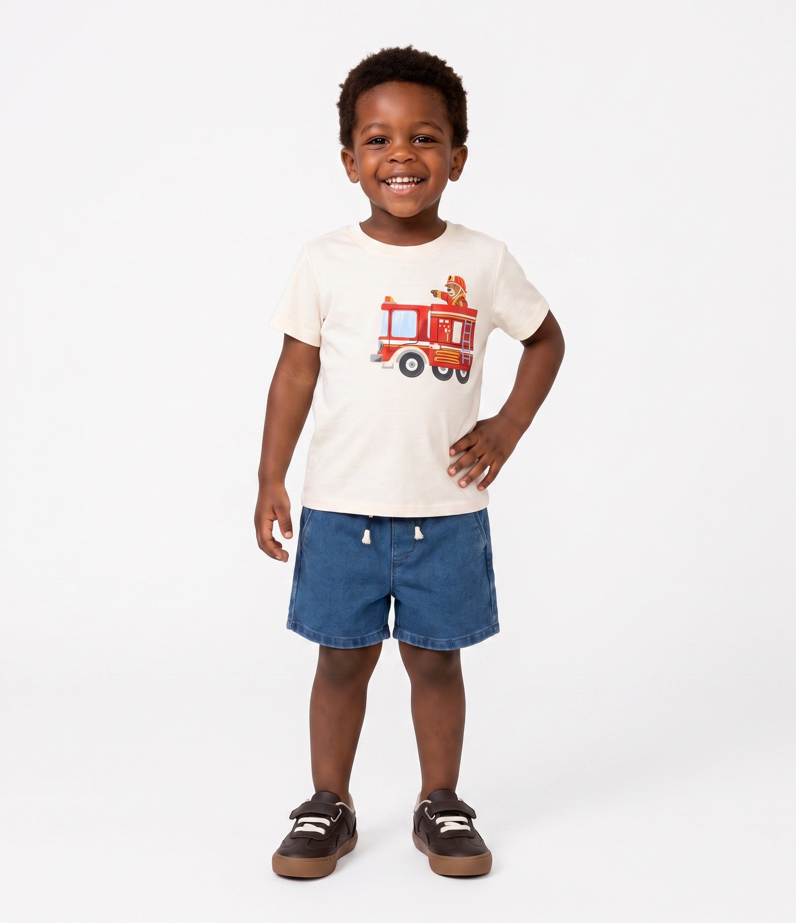 Camiseta Infantil com Bolsinho e Estampa Bombeiro - Tam 1 a 6 Anos Off White 1
