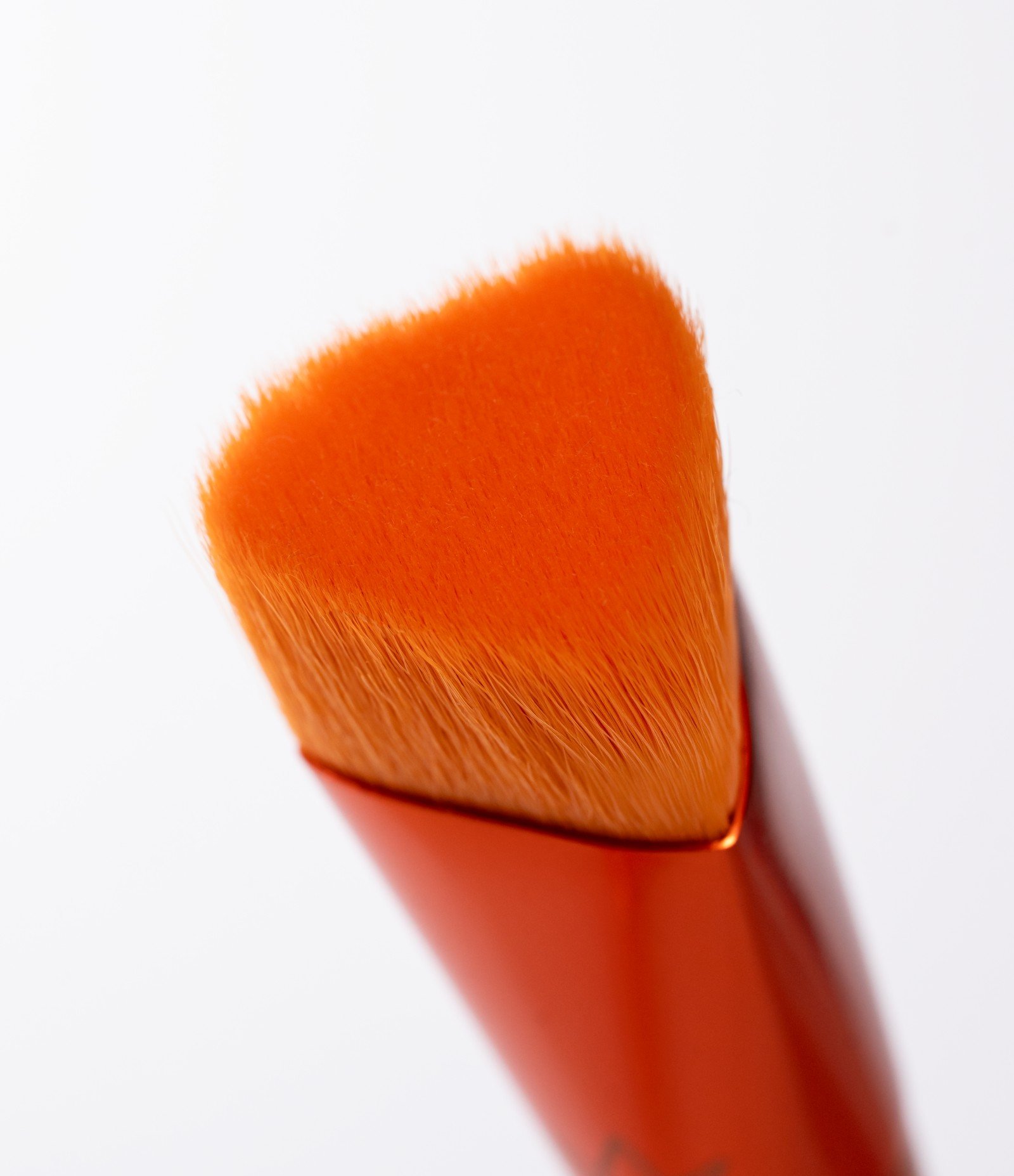 Pincel Triangular para Base Mari Maria Makeup Laranja 2