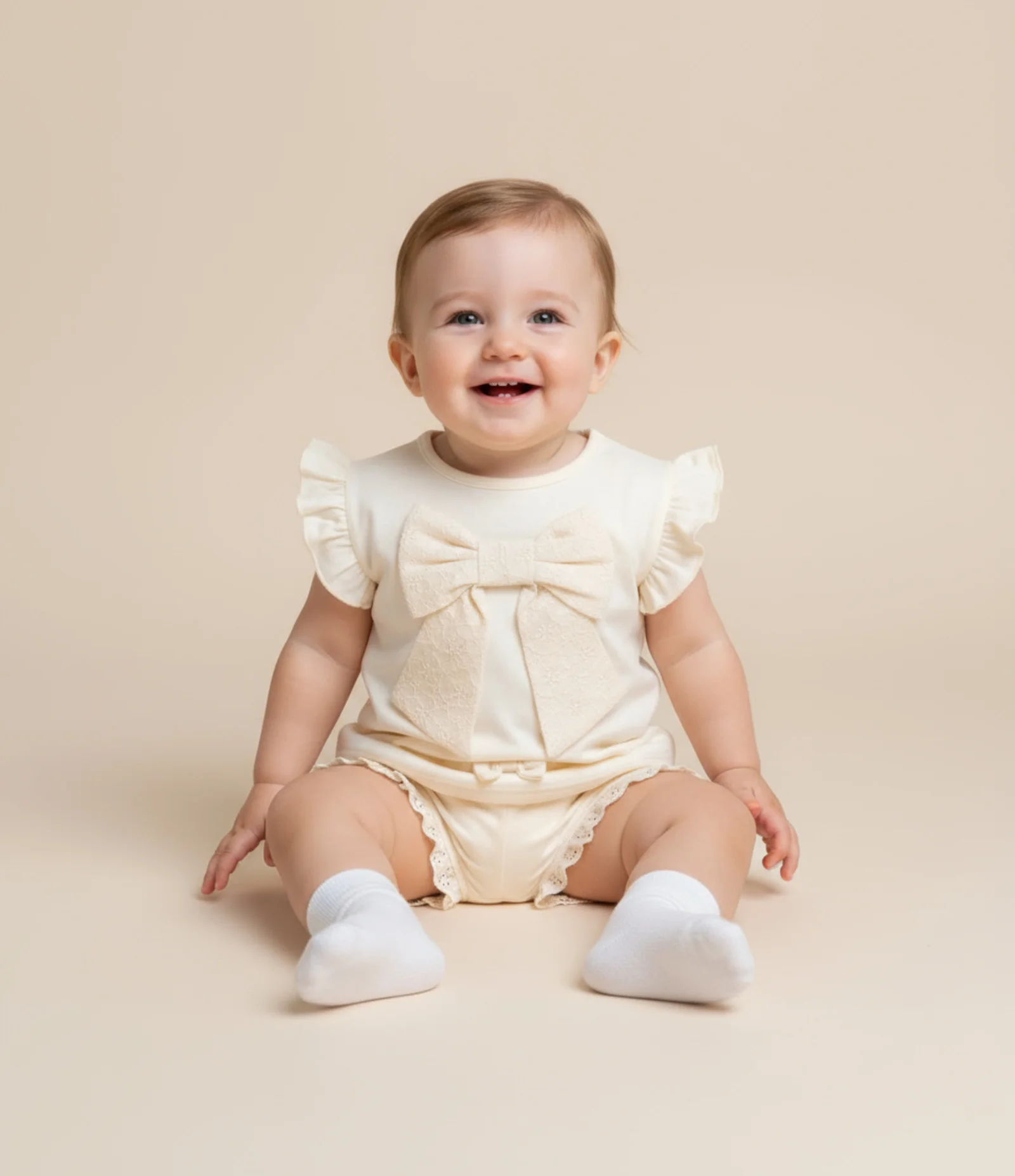 Blusa Infantil com Laço Grande em Broderie - Tam 0 a 18 meses Bege 1