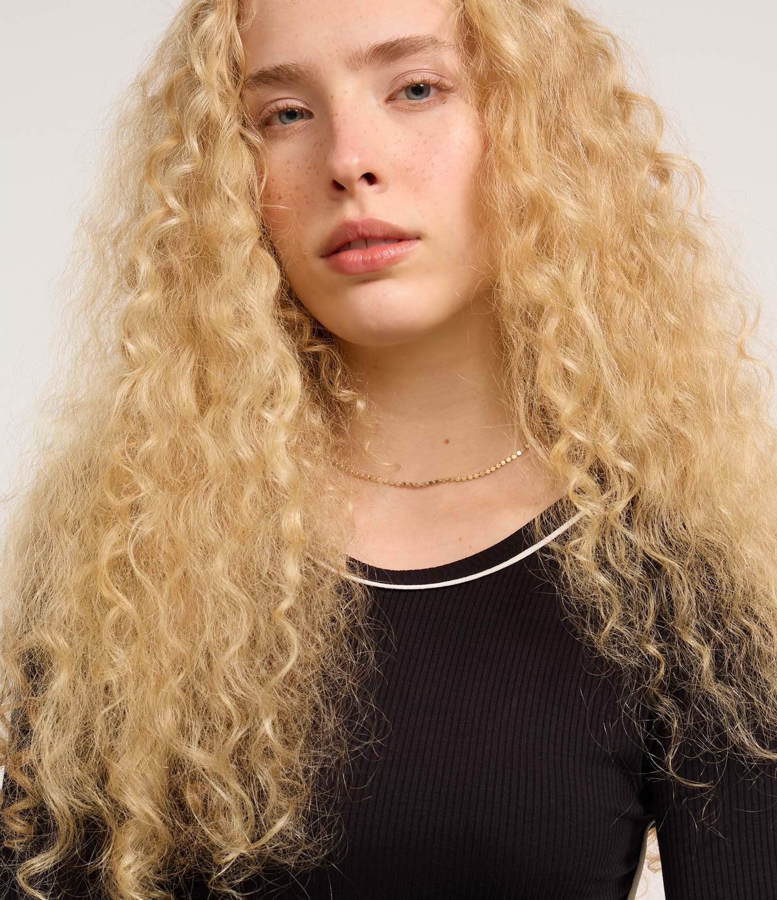 Vestido Long Midi em Ribana com Friso Contrastante Preto 3