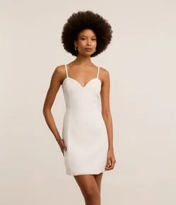 Vestido Curto em Alfaiataria com Decote Coração e Zíper nas Costas