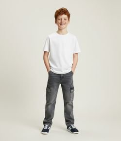 Calça Baggy Infantil em Jeans com Bolsos Cargo - Tam 5 a 14 Anos
