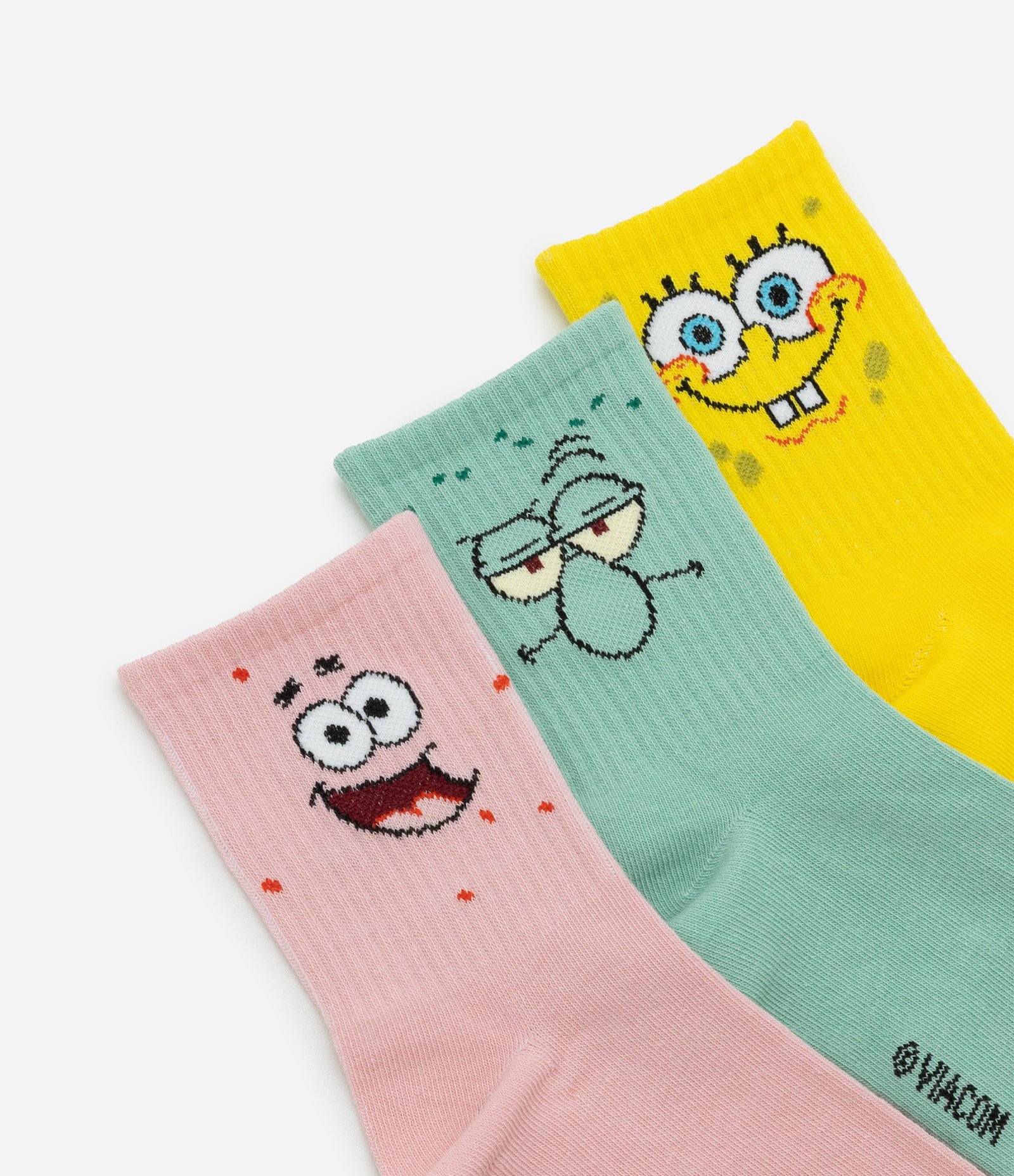 Kit 03 Meias Cano Médio em Algodão com Estampa Personagens Bob Esponja Multicores 4