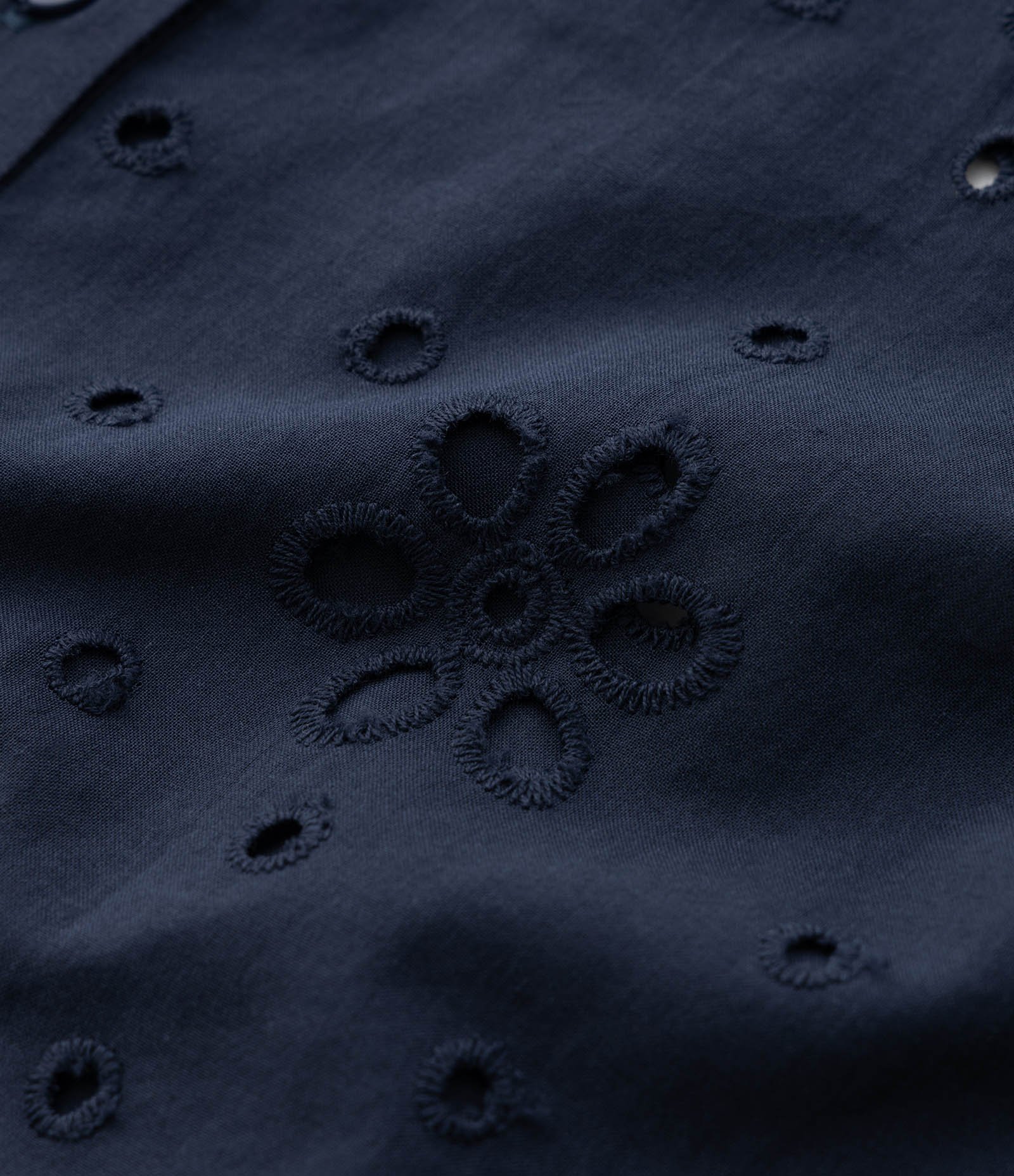 Camisa Cropped em Laise com Amarração na Barra Curve & Plus Size Azul Marinho 6