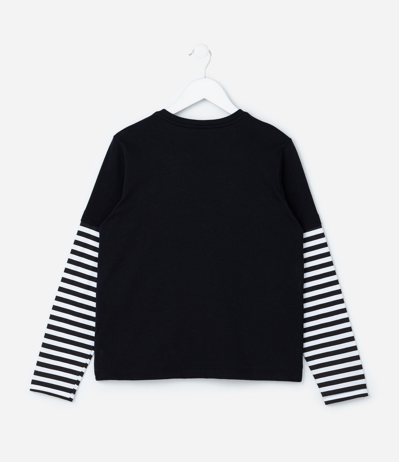 Camiseta Infantil com Estampa Wandinha e Listras - Tam 5 a 14 Anos Preto 2