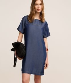 Vestido Curto em Liocel com Recortes