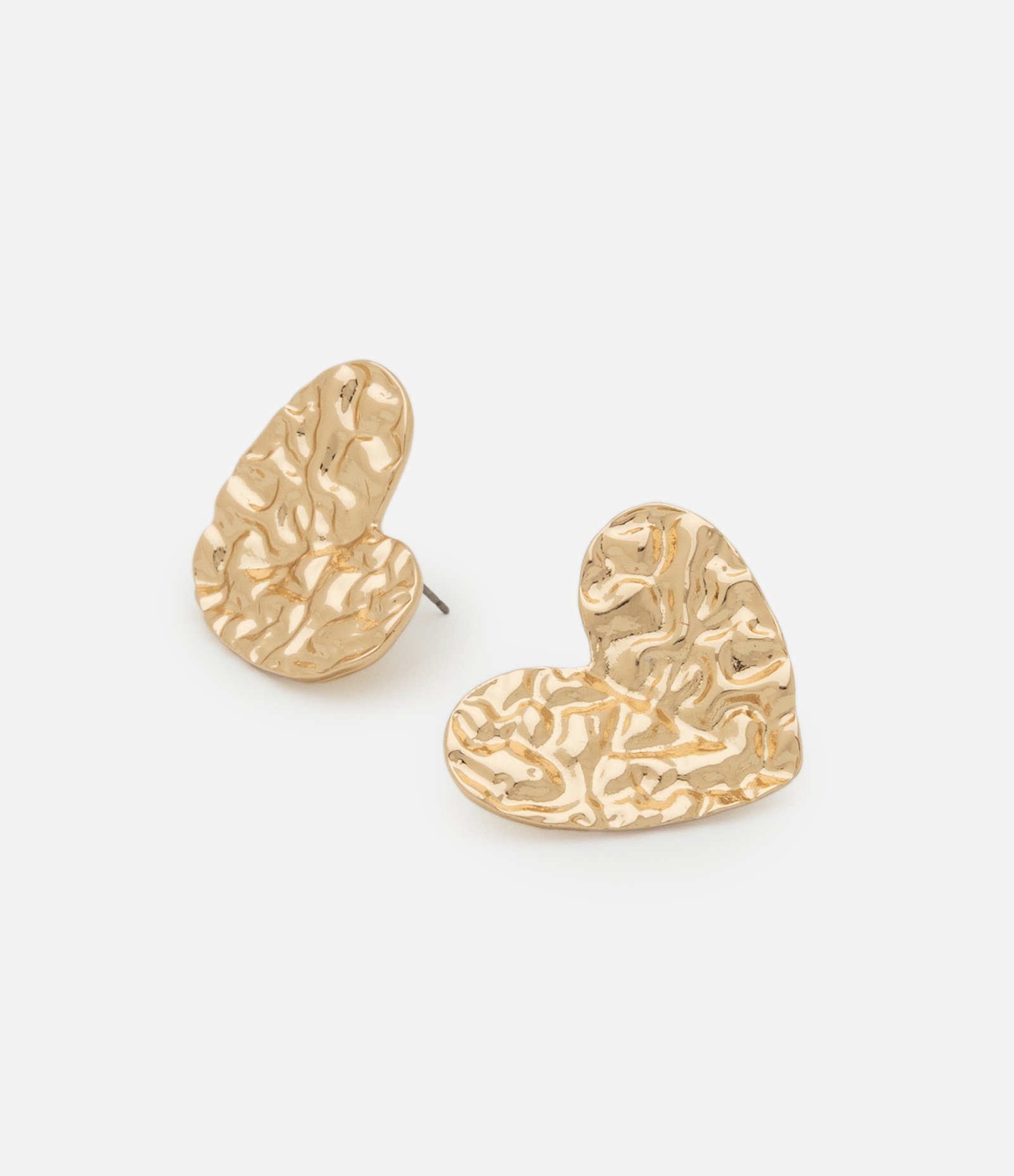 Brinco Botão com Forma de Coração Martelado Dourado 2