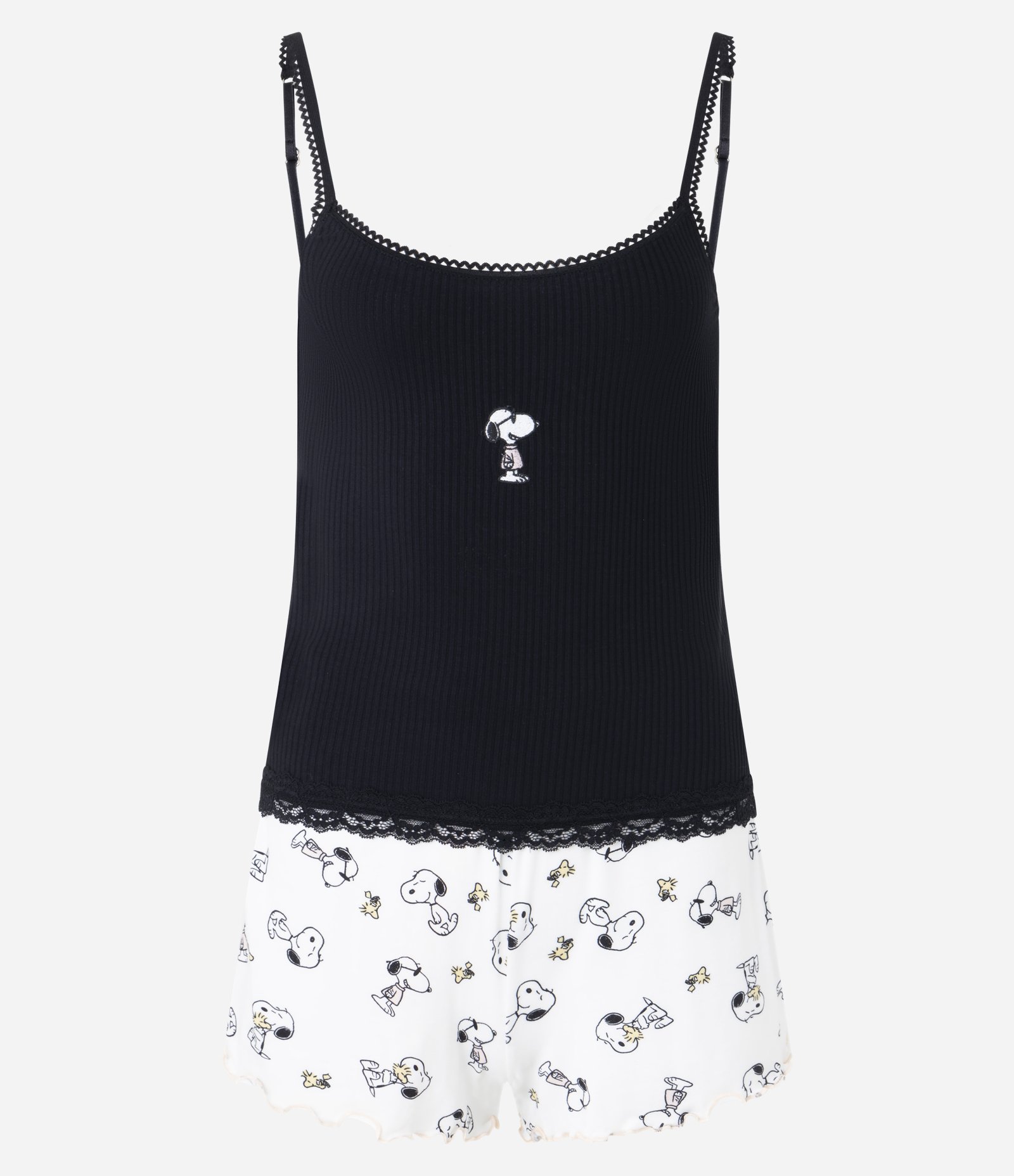 Pijama Short Doll em Ribana com Estampa Snoopy e Alças Finas Preto 4