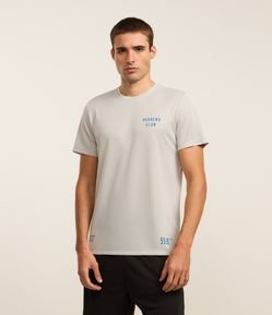 Camiseta Esportiva Regular com Tecnologia Dry