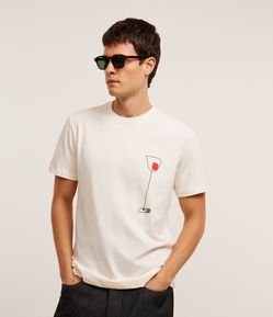 Camiseta Comfort em Algodão com Estampa de Vinho e Lettering