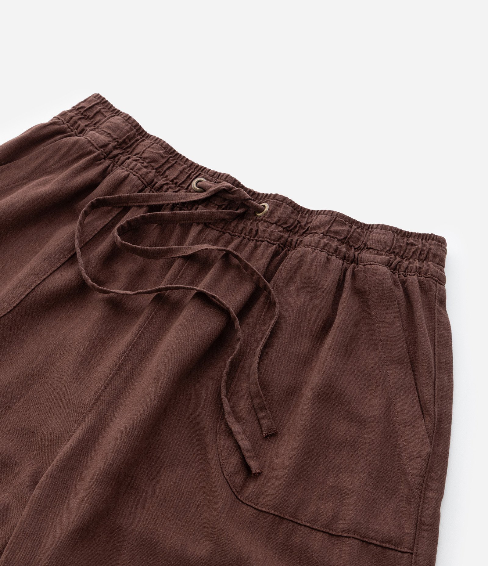 Calça Pantalona em Sarja Leve e Amarração Curve & Plus Size Marrom 7