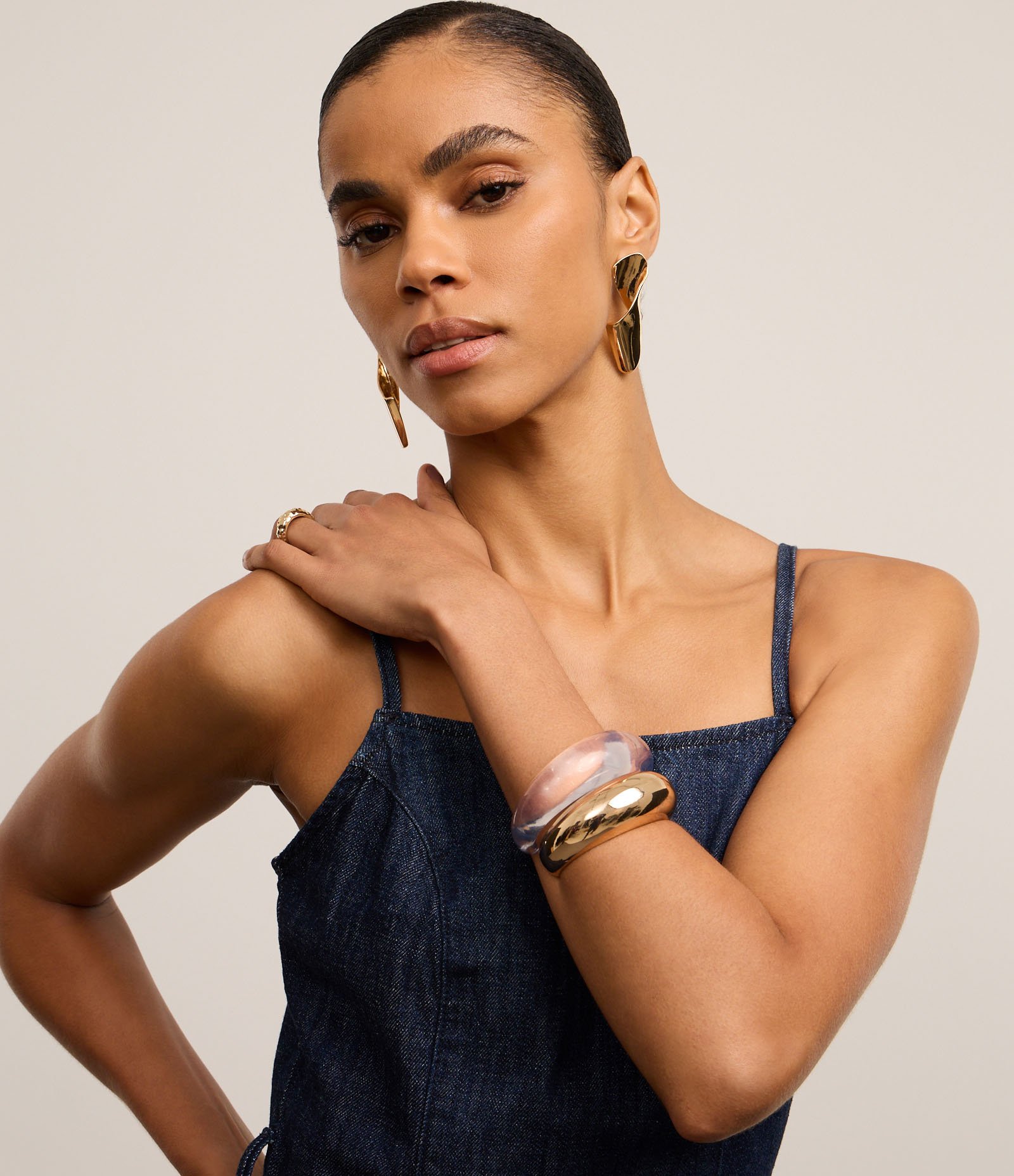 Macacão Longo em Jeans Raw com Alça Fina e Cintinho na Cintura Azul Marinho 5