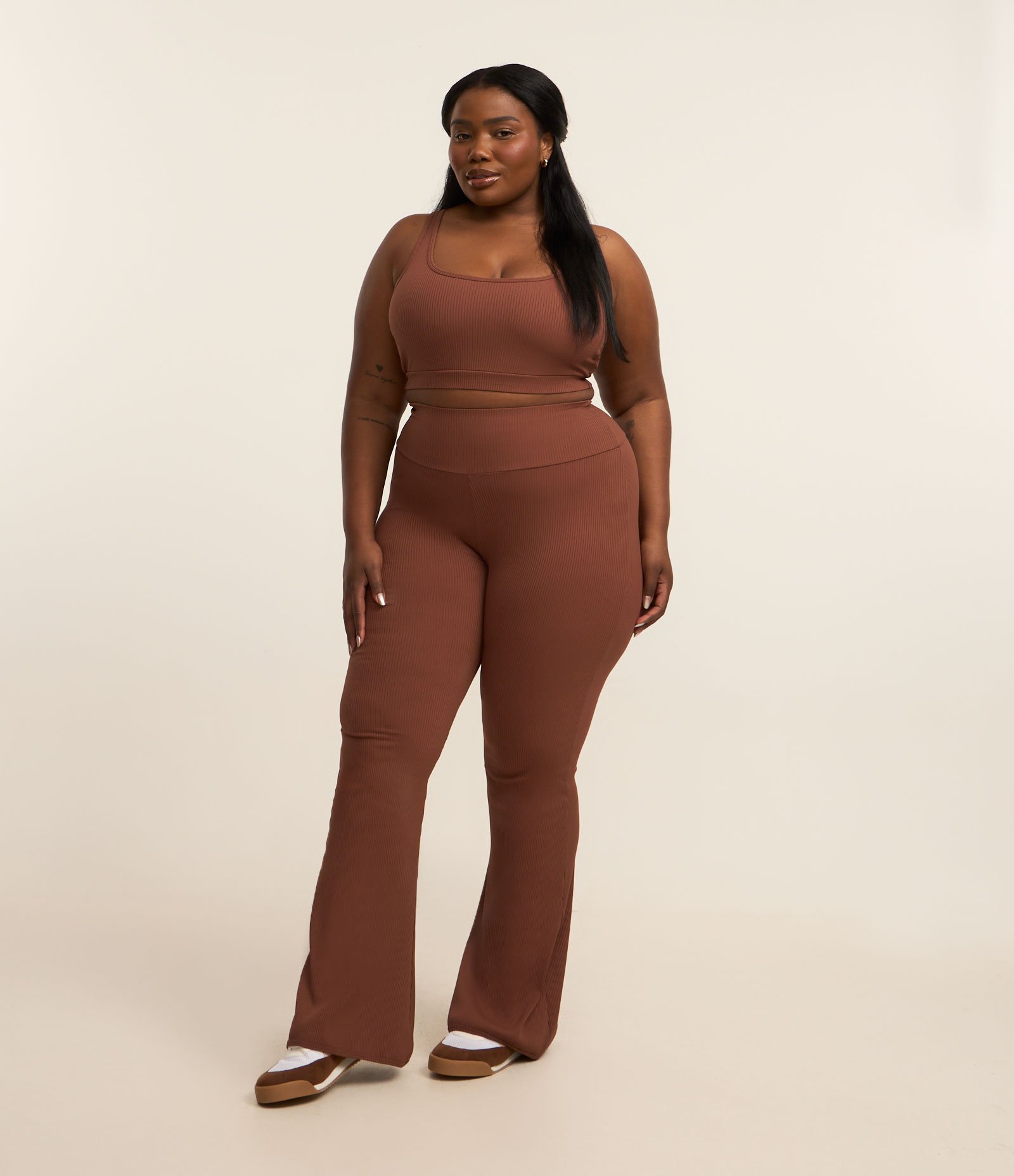 Top Esportivo Canelado em Ribana Curve & Plus Size Marrom 2