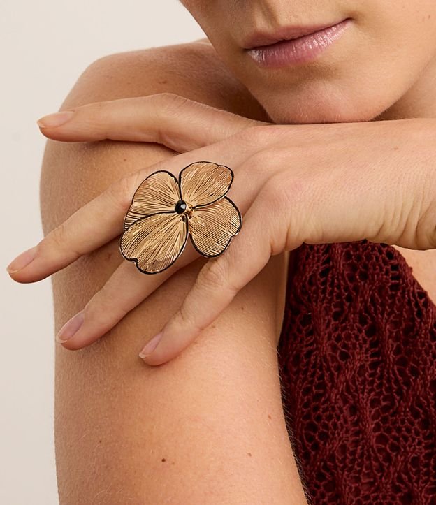 Maxi Anel Aramado Esmaltado com Forma de Flor