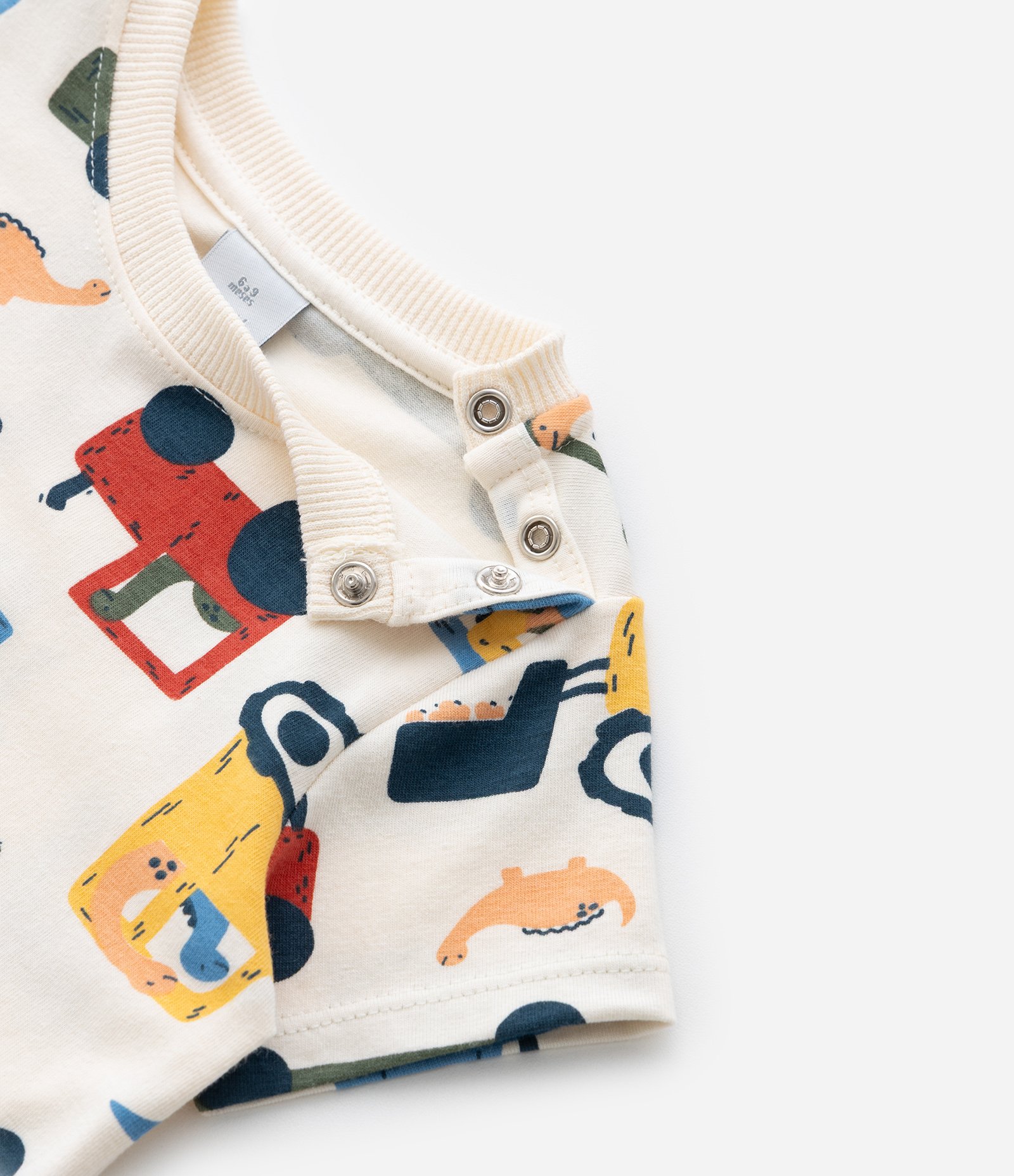 Macaquinho Infantil com Estampa Carrinhos - Tam 0 a 18 meses Bege 5