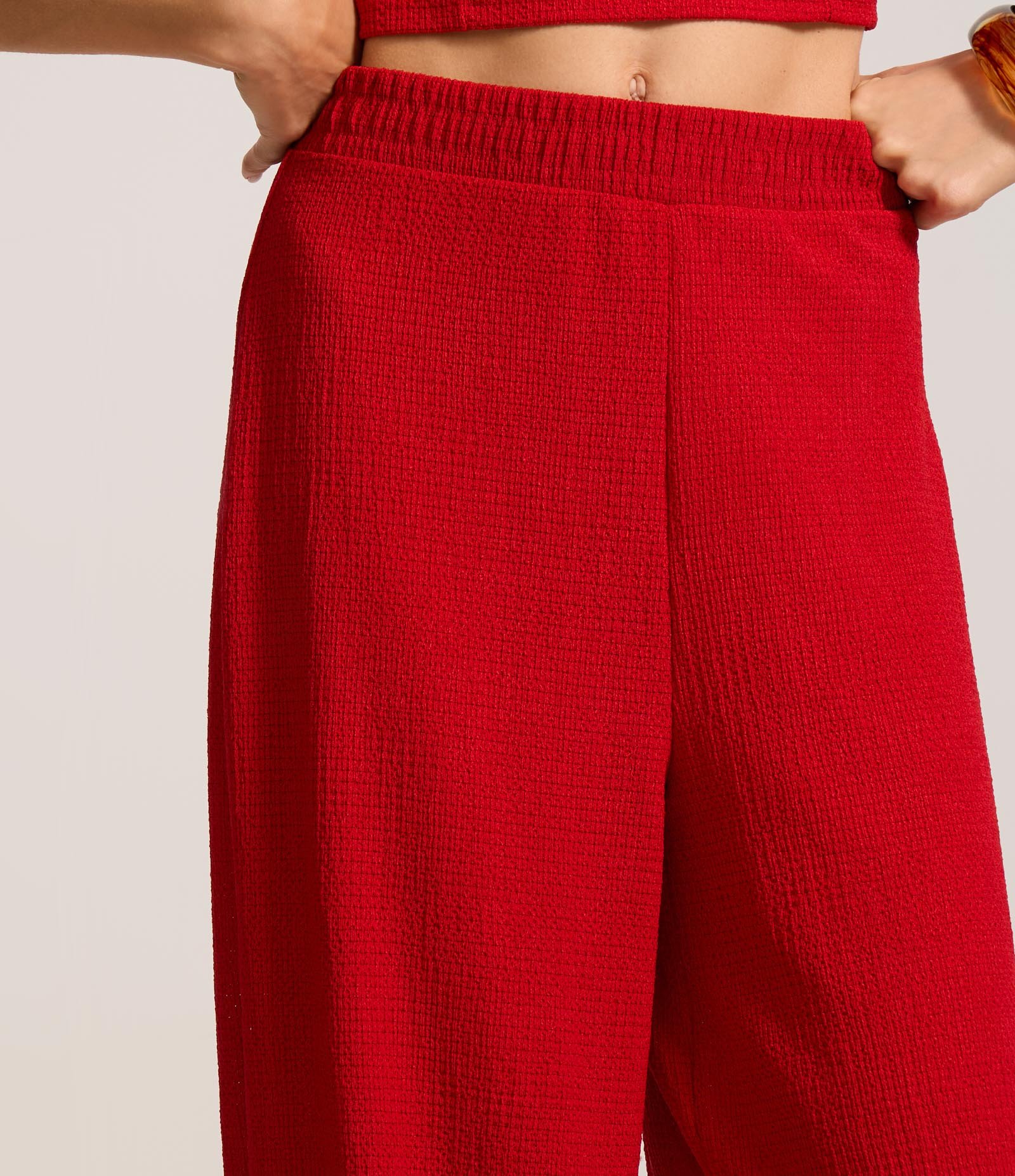 Calça Reta Texturizada com Cintura Alta Vermelho 4