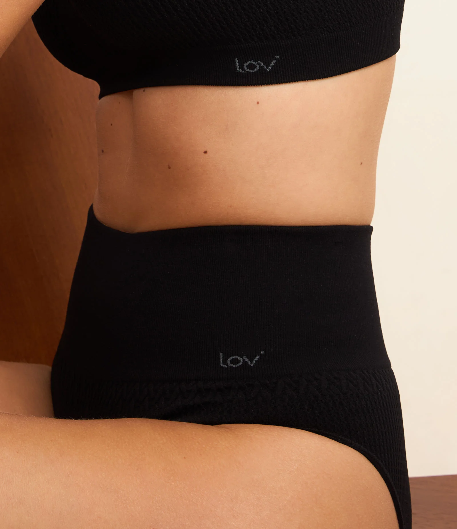 Calcinha Alta em Poliamida Seamless Texturizada Preto 2