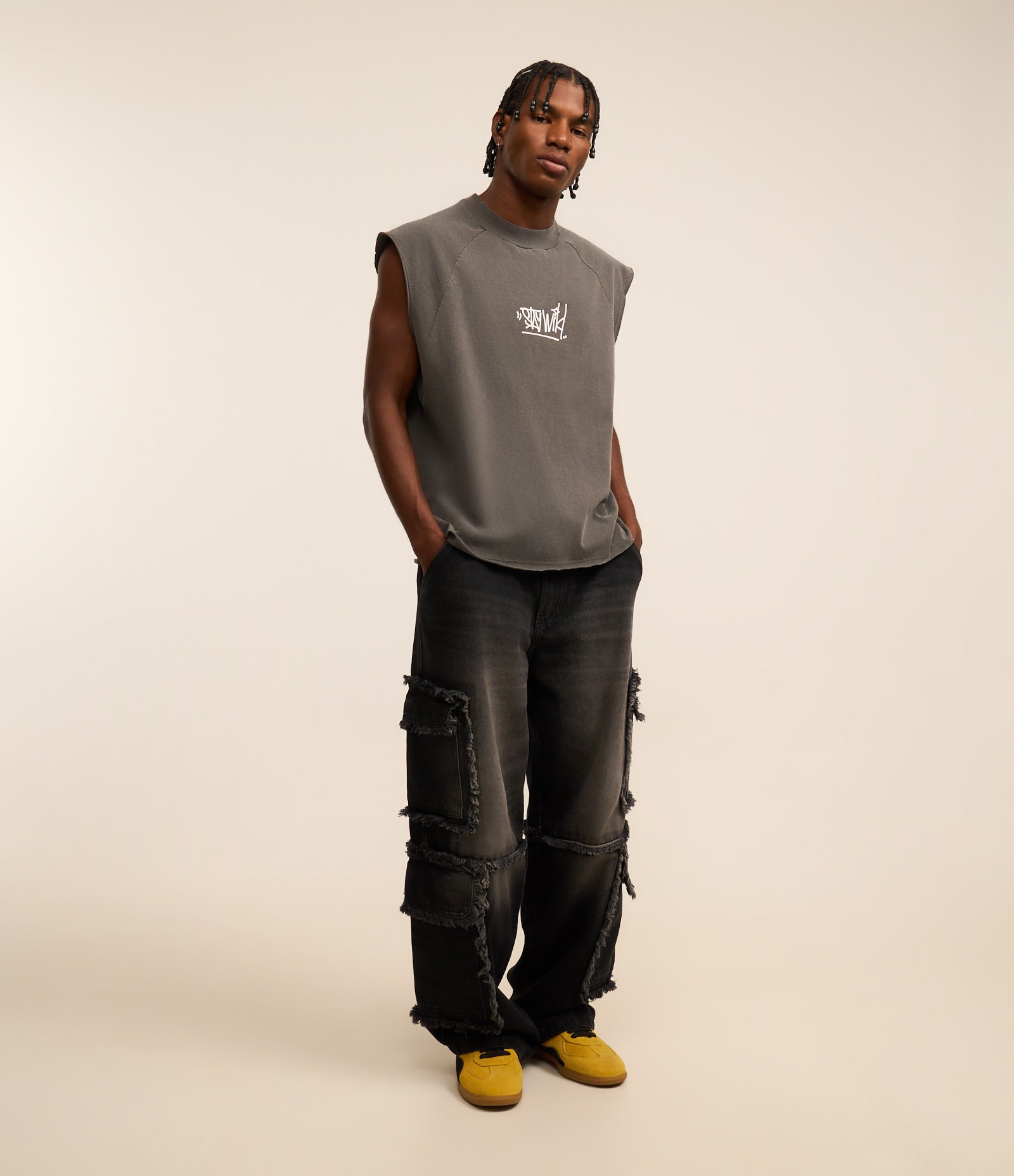 Regata Boxy em Algodão com Estampa Lettering e Efeito Estonado Preto 2