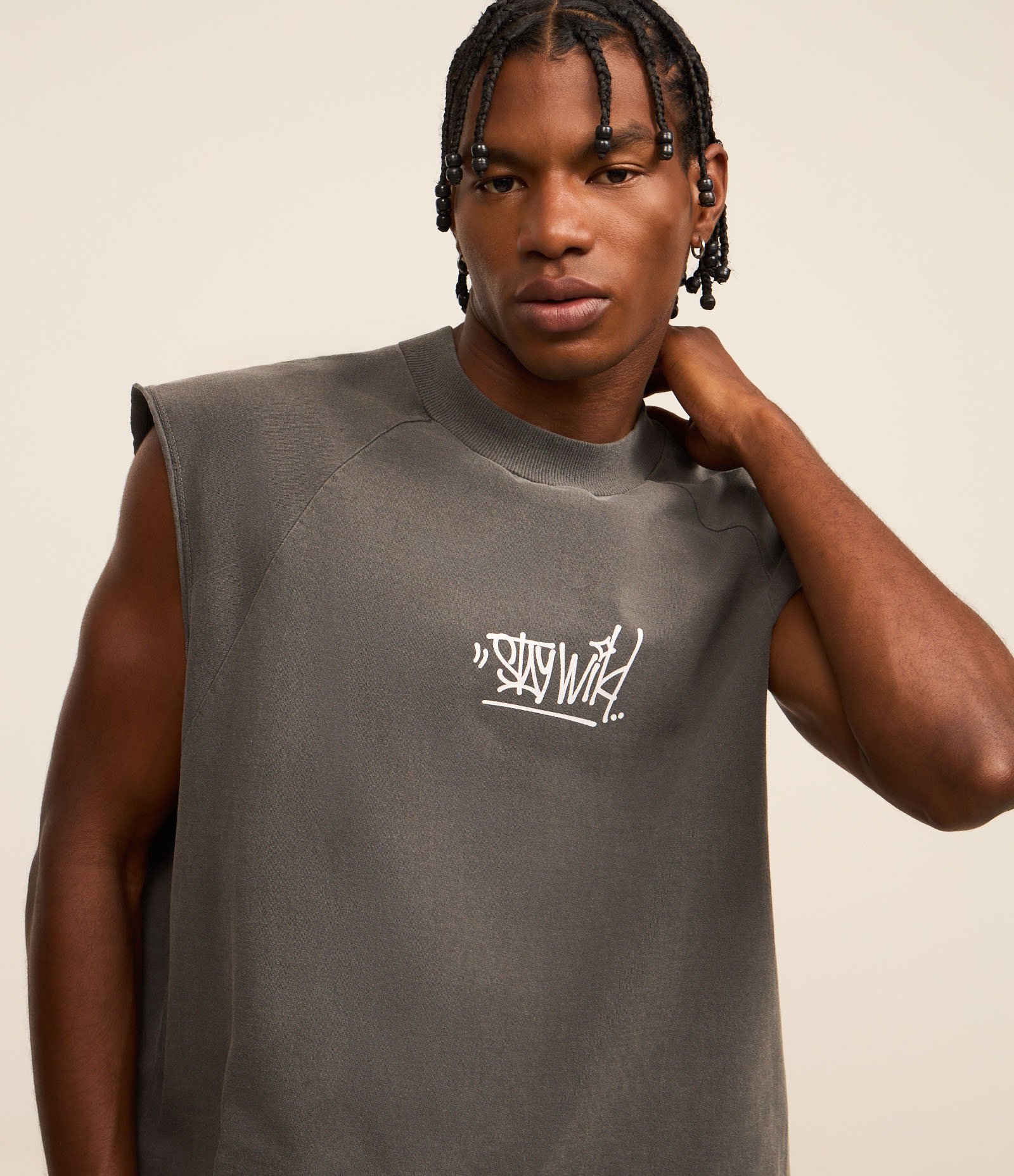 Regata Boxy em Algodão com Estampa Lettering e Efeito Estonado Preto 3