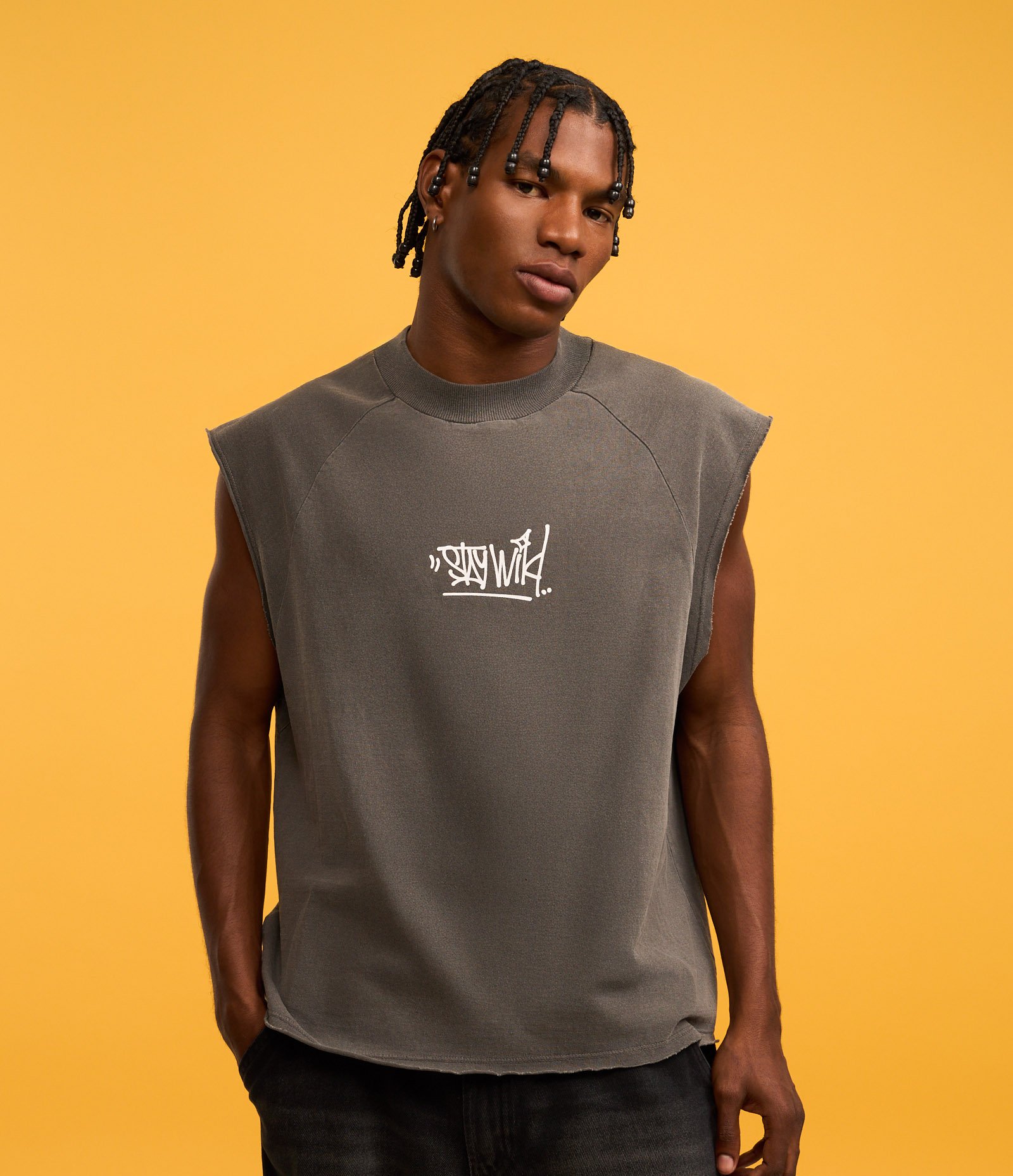 Regata Boxy em Algodão com Estampa Lettering e Efeito Estonado Preto 5