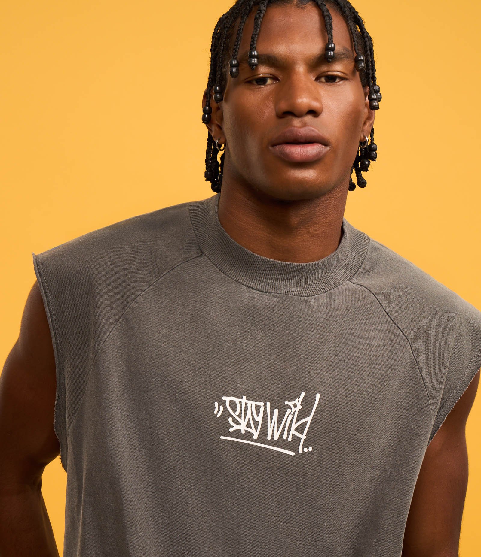 Regata Boxy em Algodão com Estampa Lettering e Efeito Estonado Preto 6