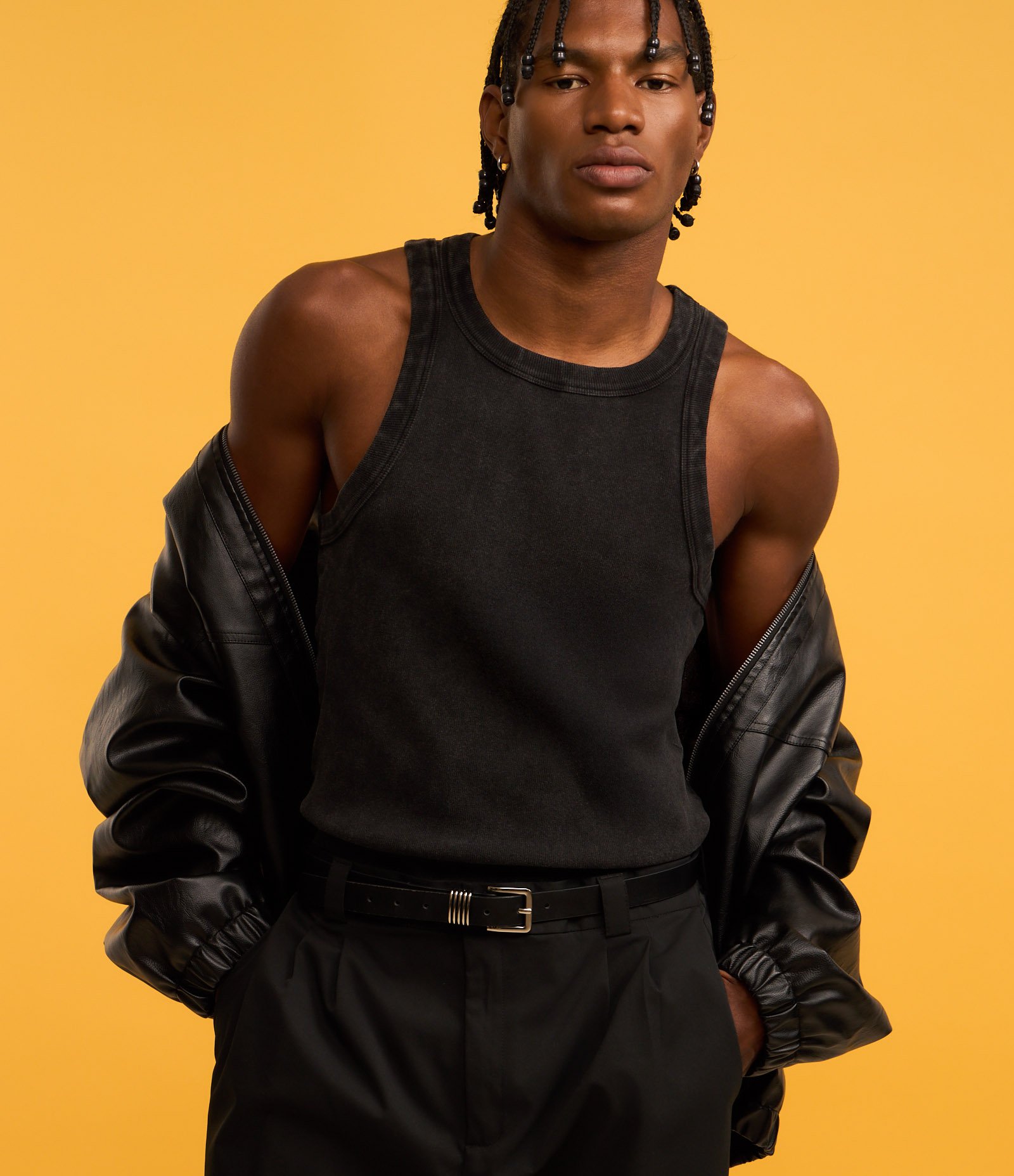 Regata Muscle em Ribana Estonada com Puídos Preto 6