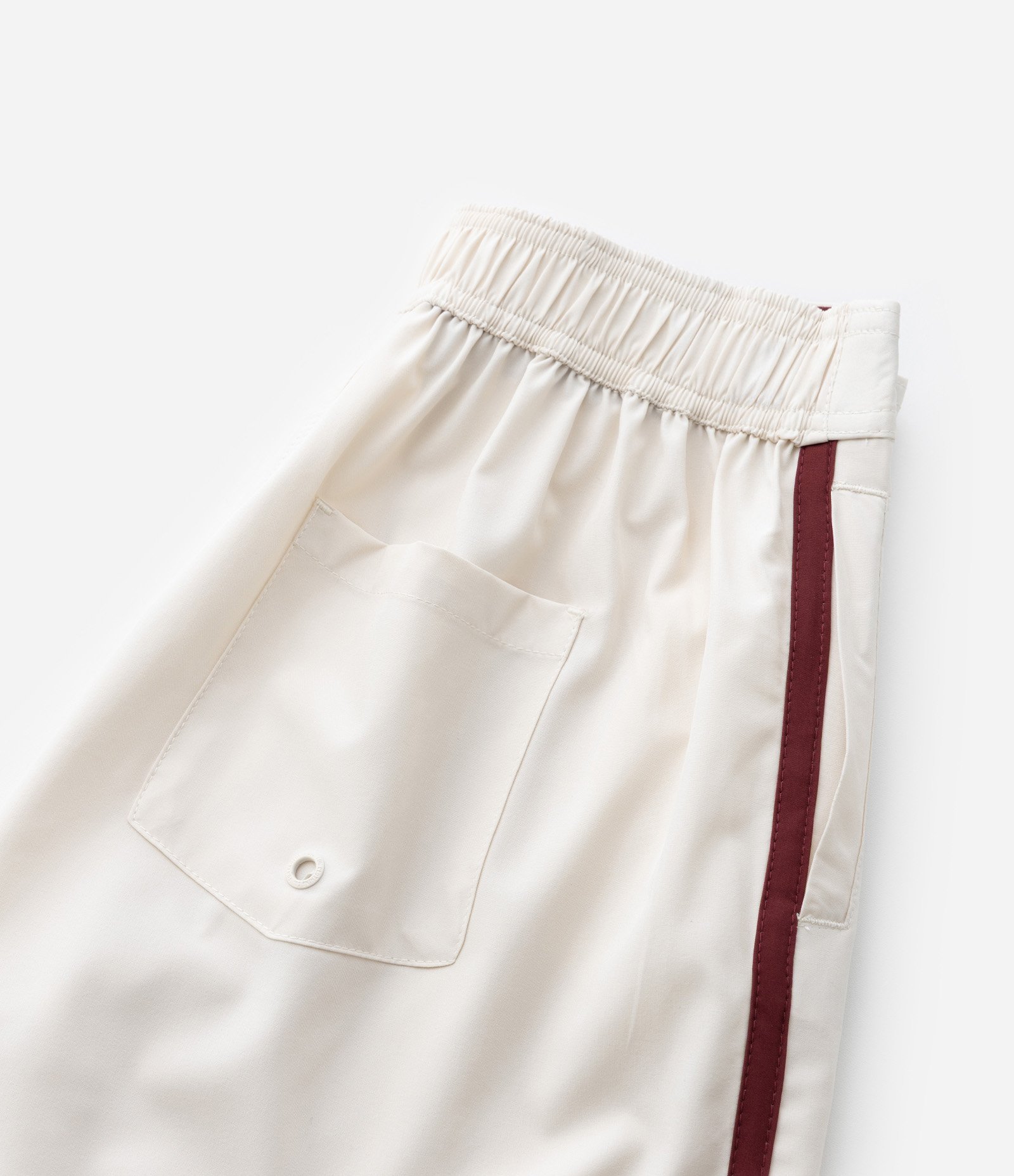 Bermuda Infantil em Poliamida com Listra Lateral - Tam 5 a 14 Anos Bege 8